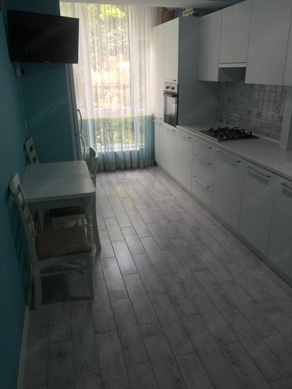 Garsonieră decomandată în Băneasa