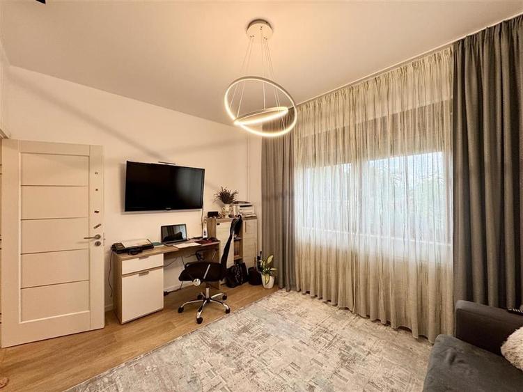 Casă individuală cu 5 camere cu Garaj în Lunca Calnicului
