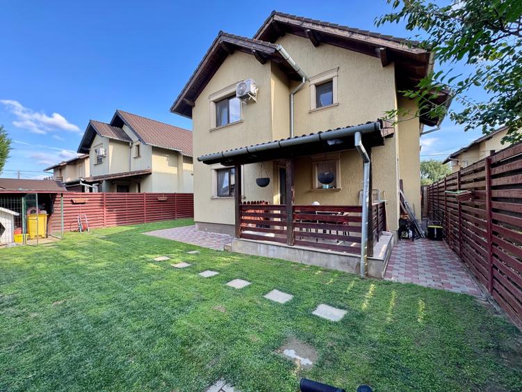 Casă cu 4 camere cu Teren 250 Mp în Giroc