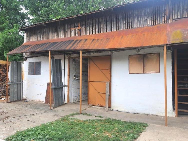 Casă individuală cu 4 camere cu Canalizare în Biled