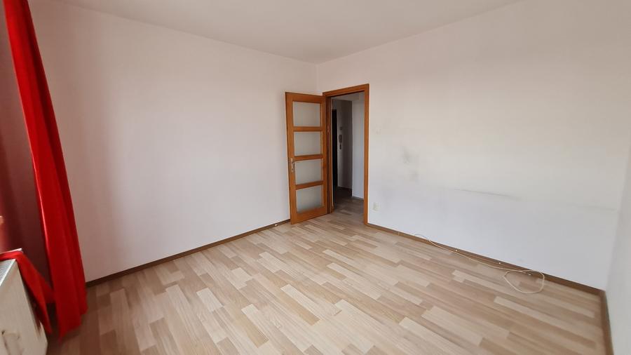 Apartament cu 2 camere decomandat în Sud