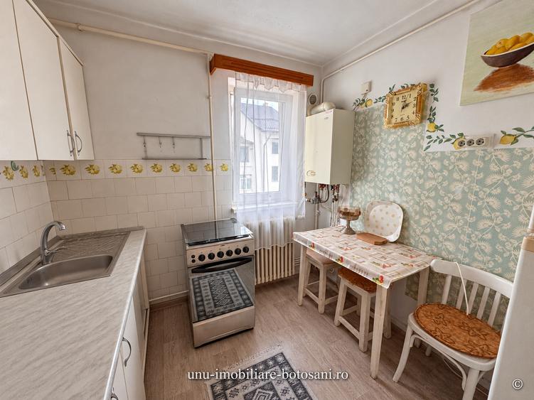 Apartament cu 2 camere semidecomandat în Ultracentral