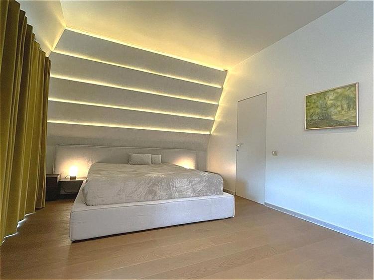Apartament cu 5 camere decomandat, mobilat în Iancu Nicolae
