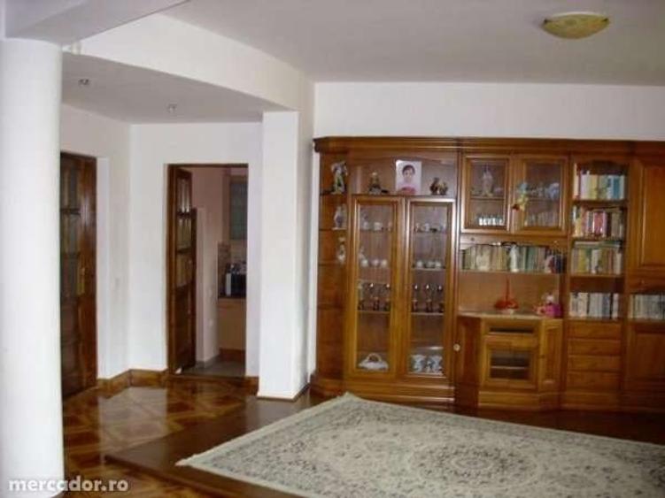 Casă cu 4 camere cu Teren 450 Mp în Sub Arini