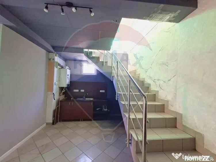 Spațiu comercial, de 100 mp, în Gării