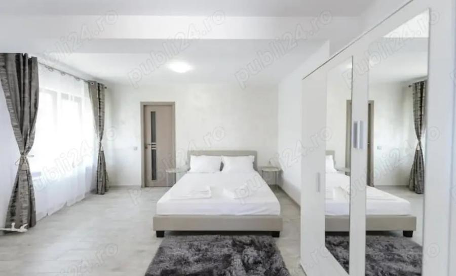 Casă cu 6 camere cu Teren 550 Mp în Eforie