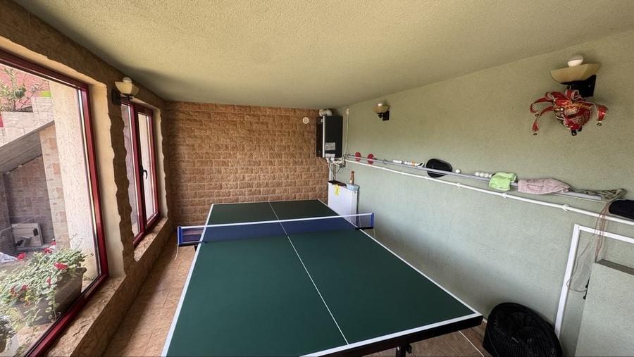 Casă cu 4 camere în Bârnova