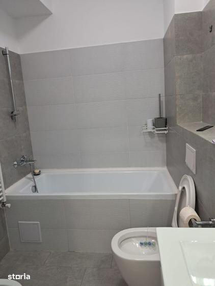 Apartament cu 2 camere decomandat în Craiovei