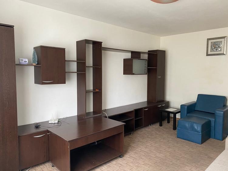 Apartament cu 2 camere decomandat în Popa Șapcă