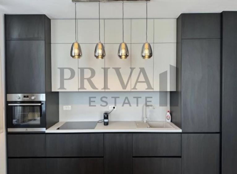 Apartament cu 2 camere decomandat, mobilat în Ultracentral