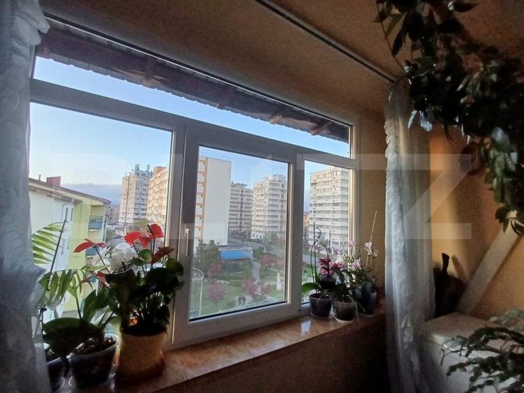 Apartament cu 3 camere decomandat, mobilat în Nicolae Titulescu