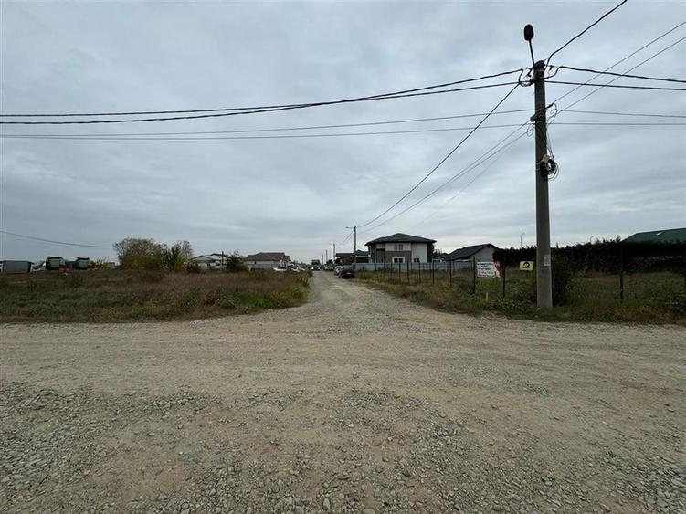 Teren Construcții intravilan de 500 mp, în Exterior Vest