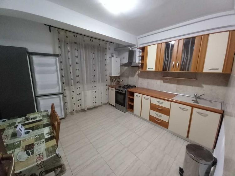 Apartament 2 Camere | Aparatorii Patriei | Decomandat | Centrala | Metrou | - 3