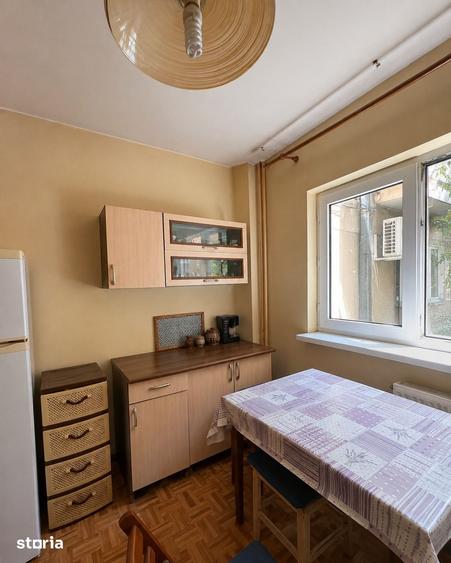 Apartament cu 2 camere decomandat în Militari