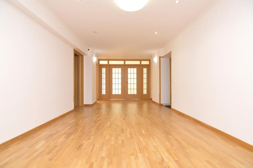 Apartament cu 4 camere decomandat în Unirii