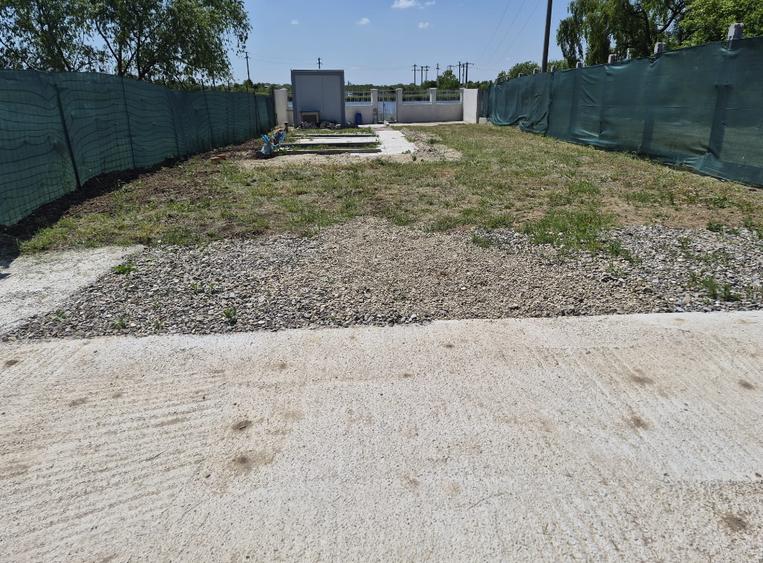 Teren intravilan de 400 mp, în Crevedia