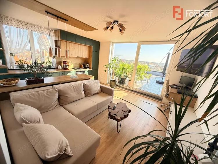 Apartament cu 3 camere decomandat, mobilat în Badea Cârțan