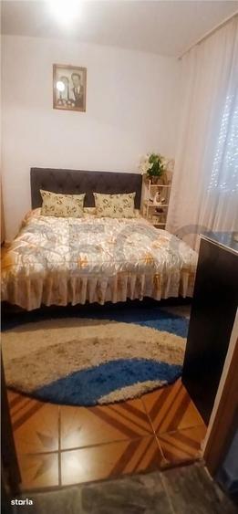 Casă în Sântion