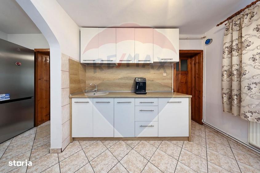 Casa cu gradina in zona Centrala Secele - 11