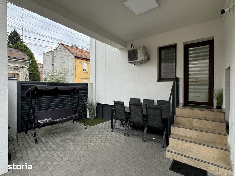 Apartament cu 3 camere în Central