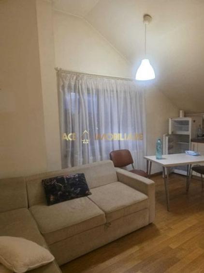 Apartament cu 2 camere semidecomandat, mobilat în Fundeni