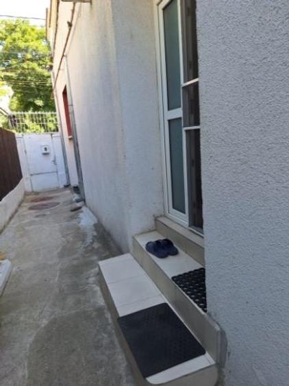 Casă cu 2 camere cu Teren 20 Mp în Central