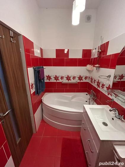 Apartament cu 3 camere decomandat în Carpați 2