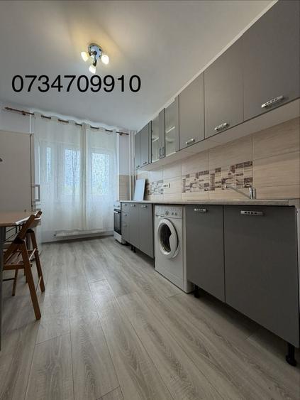 Apartament cu 3 camere decomandat în Obor