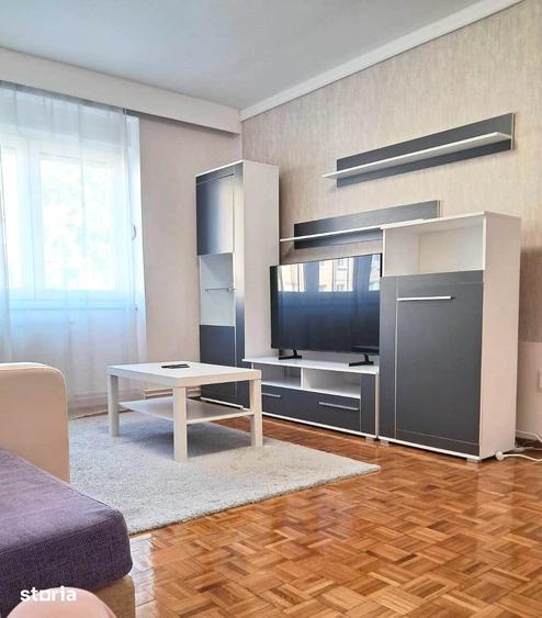 Apartament cu 2 camere decomandat în Cedonia