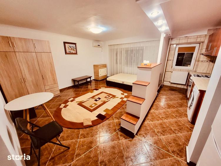 Garsonieră decomandată în Nerva Traian