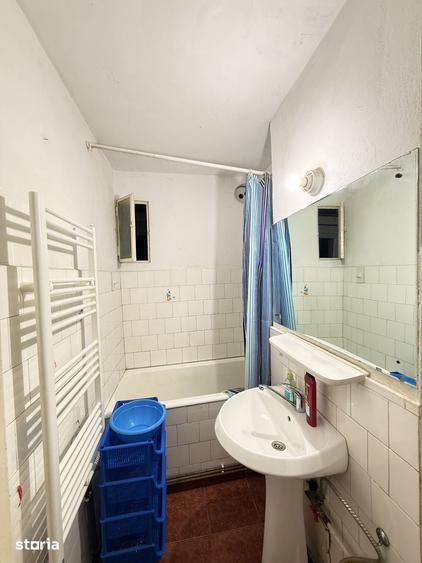 Apartament cu 2 camere decomandat în Medicină