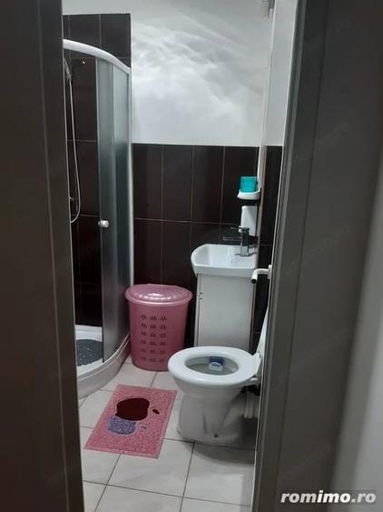 Garsonieră decomandată în Girocului