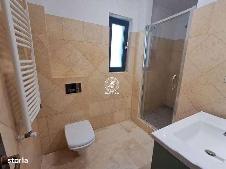 Casă cu 3 camere cu Teren 450 Mp în Podul de Fier