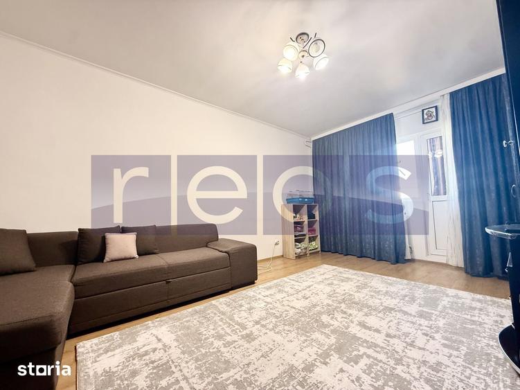 Apartament cu 3 camere decomandat în Dristor