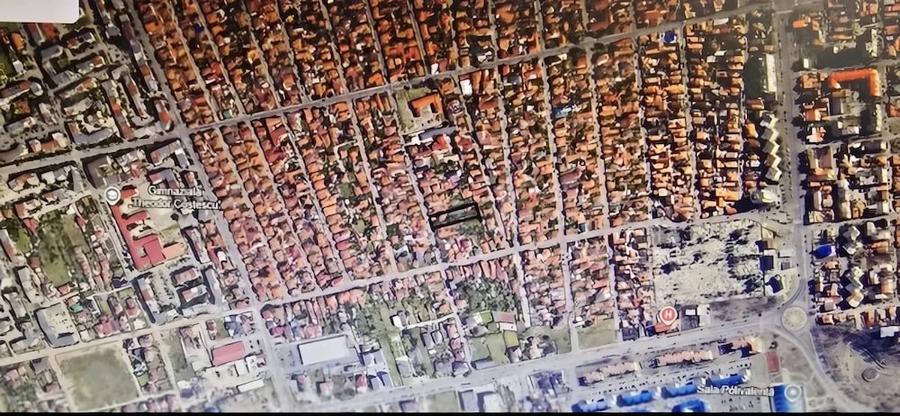 Teren de 613 mp, în Central