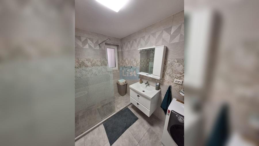 Casă cu 4 camere cu Teren 400 Mp în Centura
