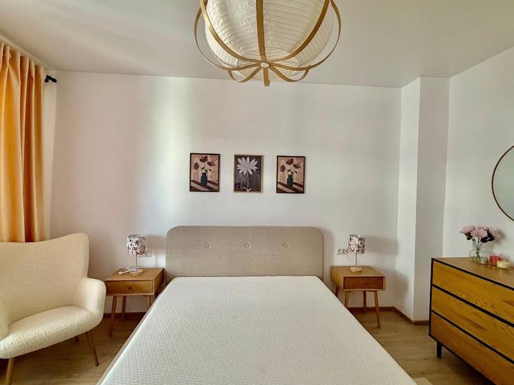 Apartament cu 2 camere decomandat, mobilat în Apărătorii Patriei