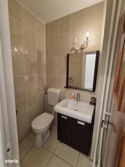 Apartament cu 3 camere în Decebal