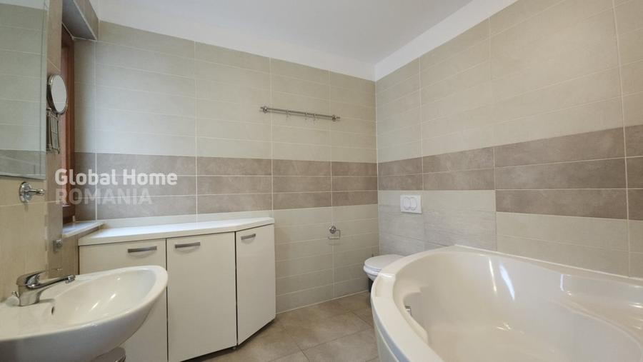 Duplex cu 6 camere cu Canalizare în Pipera
