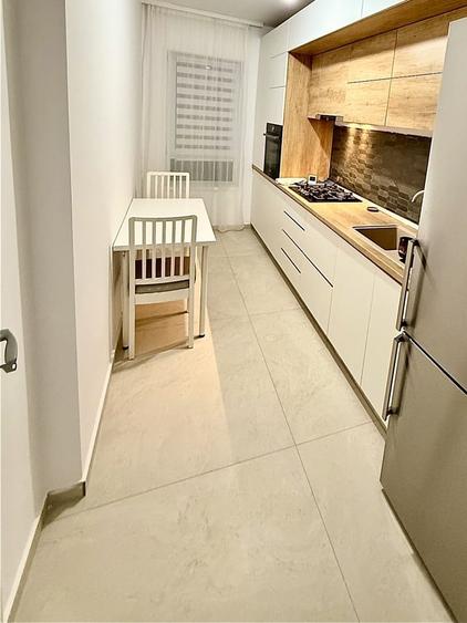 Apartament cu 2 camere decomandat în Berceni