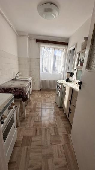 Apartament cu 2 camere semidecomandat în Sud