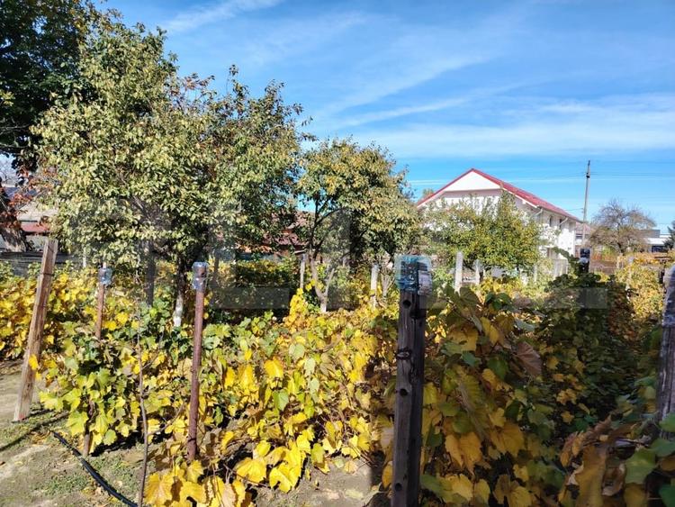 Casă individuală cu 4 camere cu Canalizare în Sud