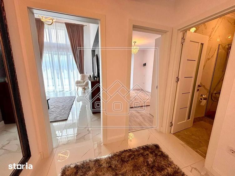 Apartament cu 5 camere în Central