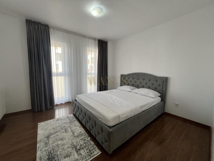 Apartament cu 3 camere decomandat, mobilat în Florești