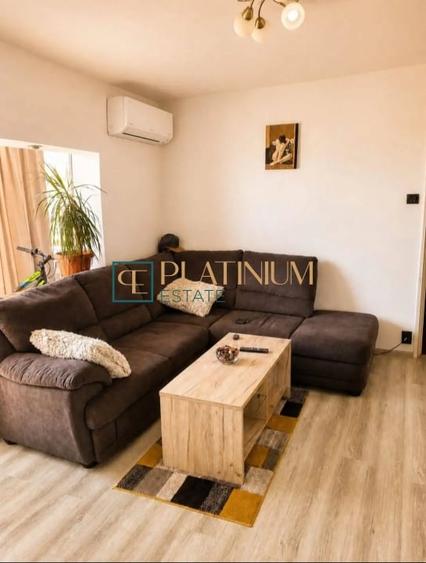 Apartament cu 2 camere semidecomandat, mobilat în Aradului