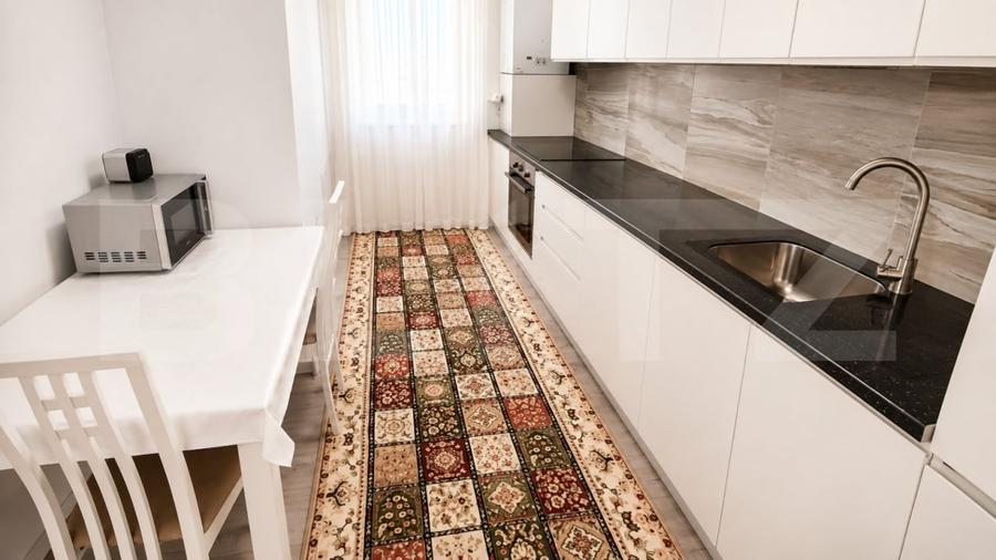 Apartament cu 2 camere semidecomandat, mobilat în Lunca Cetățuii