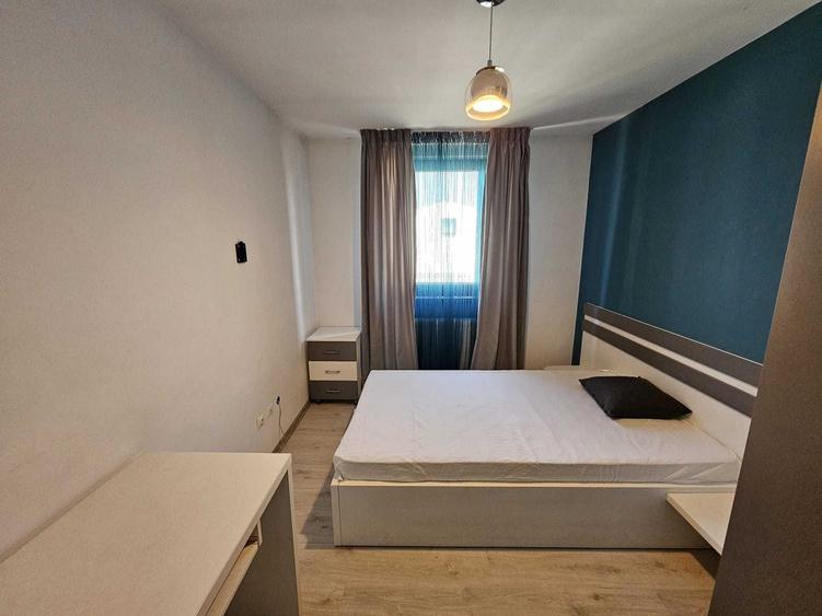 Casă cu 4 camere cu Teren 100 Mp în Domnești