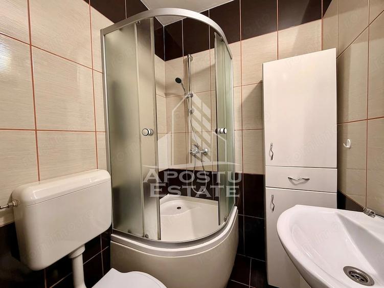 Garsonieră nedecomandată, mobilată în Lipovei