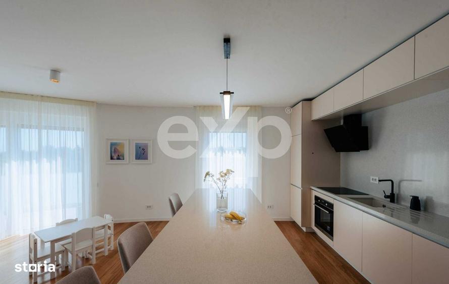 Apartament cu 4 camere în Zorilor