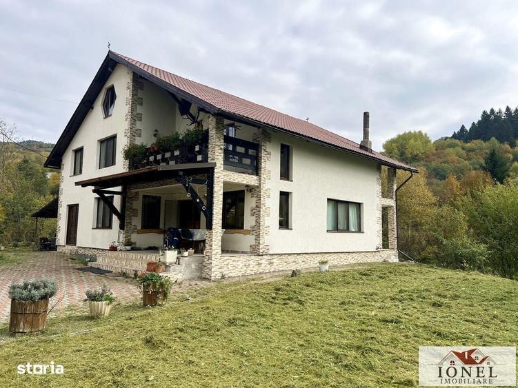 Casă cu 4 camere în Bălmoșești